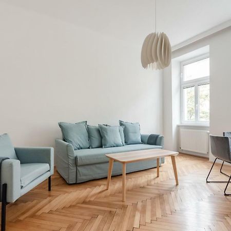 Universum Apartment 2 Bécs Kültér fotó
