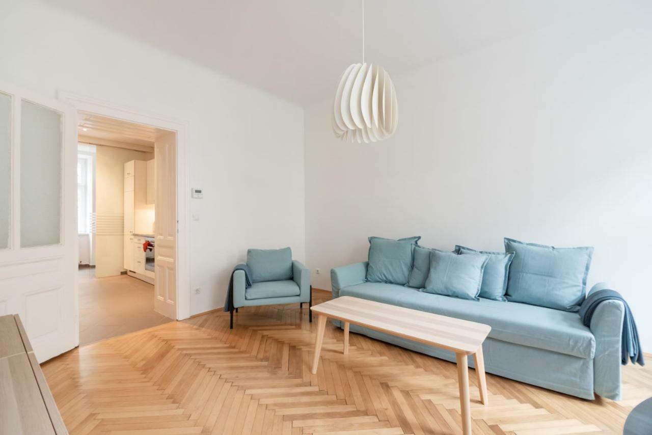 Universum Apartment 2 Bécs Kültér fotó