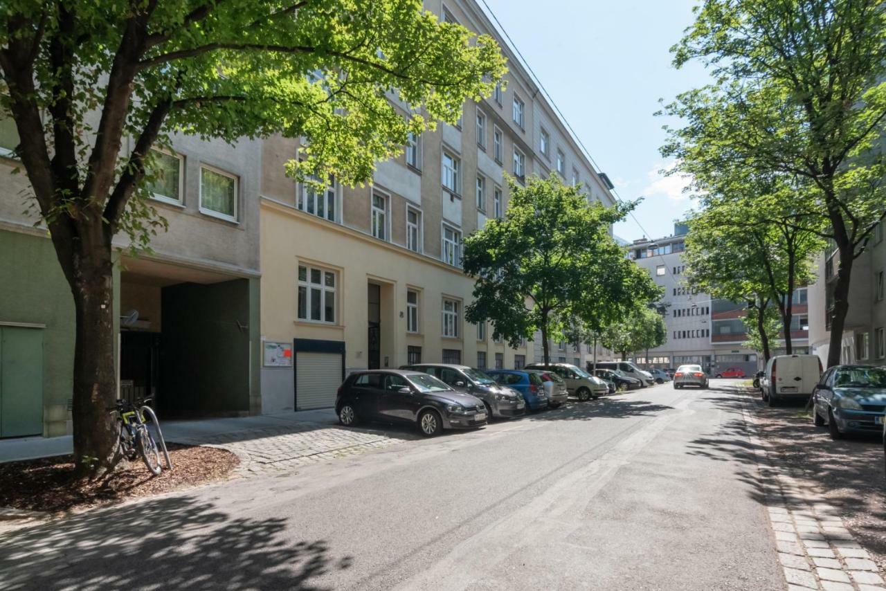 Universum Apartment 2 Bécs Kültér fotó